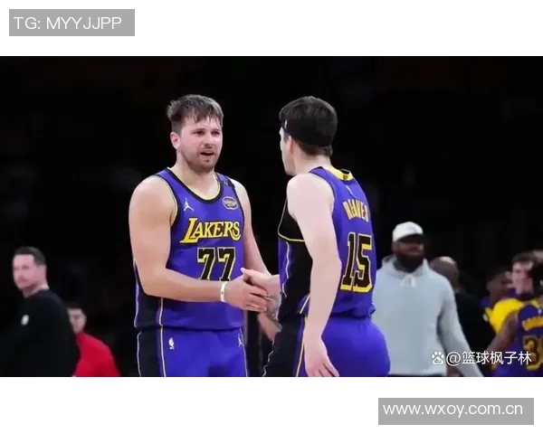 开拓者迎战湖人缺少詹姆斯和东契奇若真进步应当轻松取胜