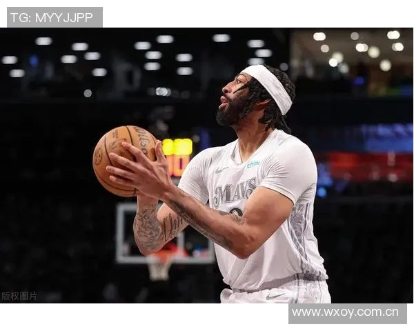 浓眉称赞马绍尔全力以赴无论角色变化首发替补皆无所谓