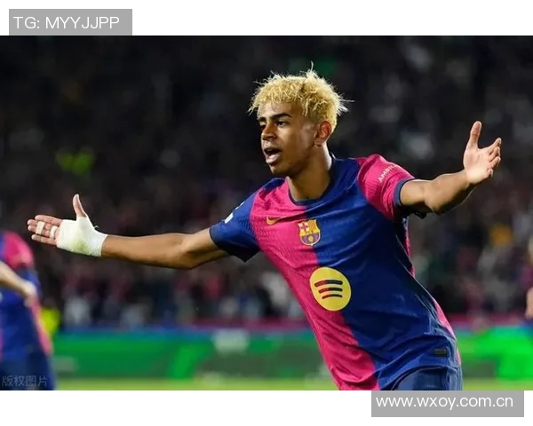 亚马尔社交媒体未关注梅西引发球迷对两人关系的热议与猜测 亚马尔社交媒体未关注梅西引发球迷对两人关系的热议与猜测