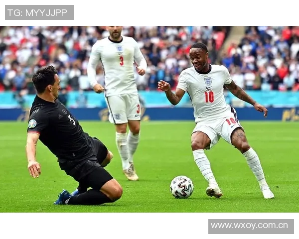 荷兰U21国脚阿达伊右大腿股二头肌受伤进入治疗阶段