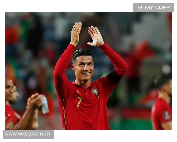 C罗社交媒体庆祝击败爱尔兰再下一城鼓励队友继续努力奋战