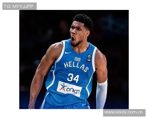 亚历山大表现出色35552成现役第四人比肩詹姆斯登东尼与字母哥