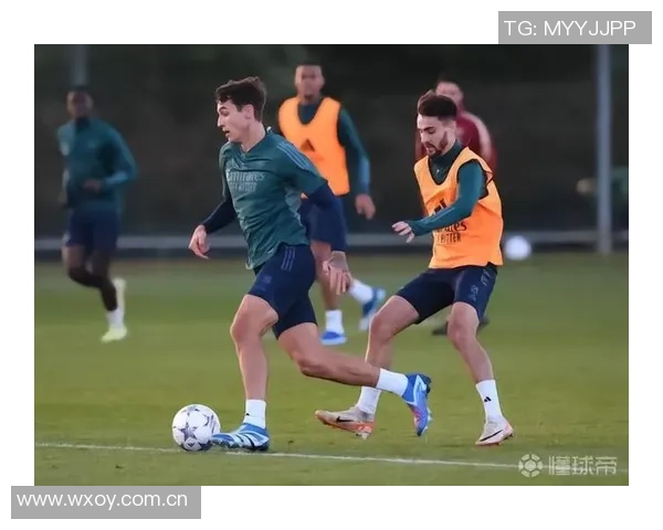 张伯伦随队训练厄德高热苏斯在列约克雷斯等四人缺席情况更新