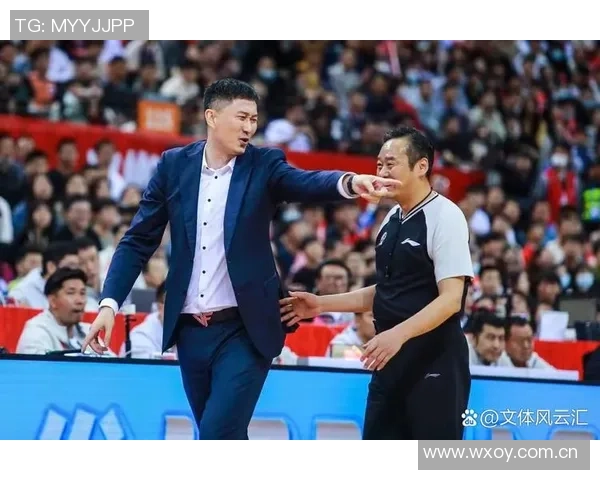 波蒂斯半场表现出色高效得分助力球队次节逆转局势