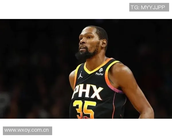 杜兰特称赞球队全场仅失误9次强调正确进攻选择的重要性