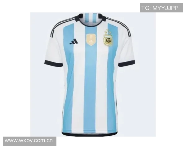 皮耶罗社媒意外曝光2026年阿根廷西班牙球衣引发热议迅速删除