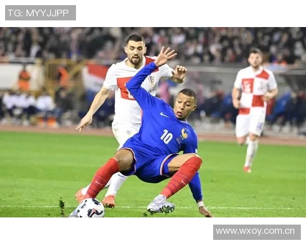 姆巴佩因伤离开法国国家队后选择前往迪拜未返回皇马